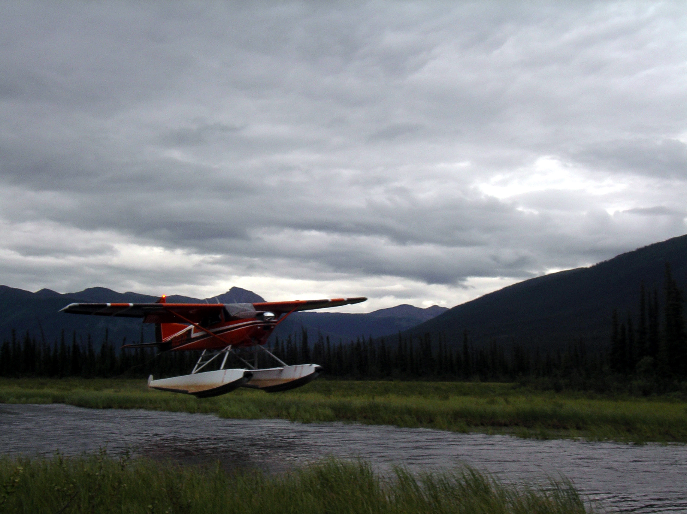 Floating plane